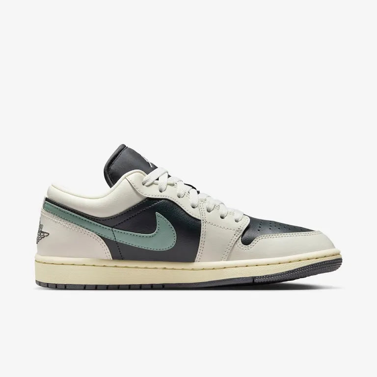 Air Jordan 1 Low Jade Smoke