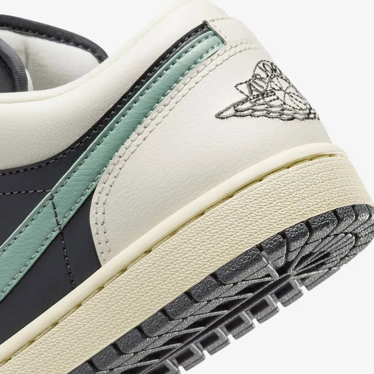 Air Jordan 1 Low Jade Smoke