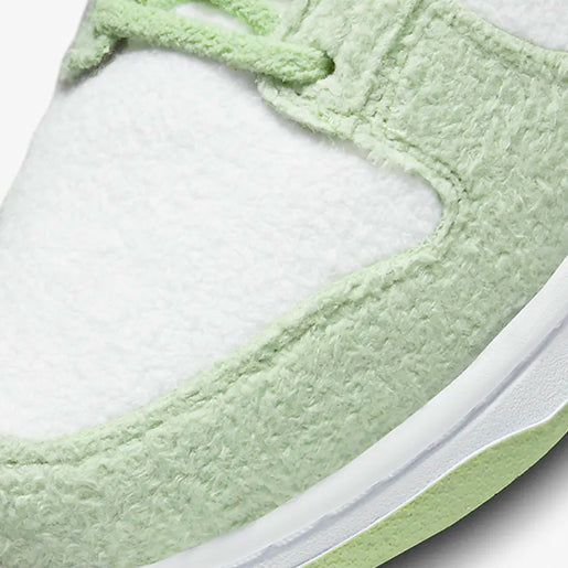 Nike Dunk Low Fleece Honeydew