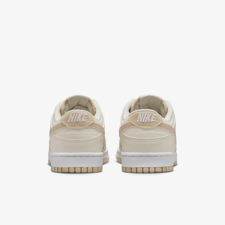 Nike Dunk Low Light Bone Tan