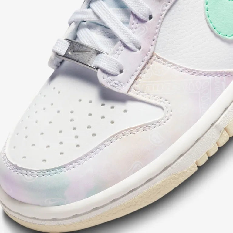 Nike Dunk Low Pastel Paisley