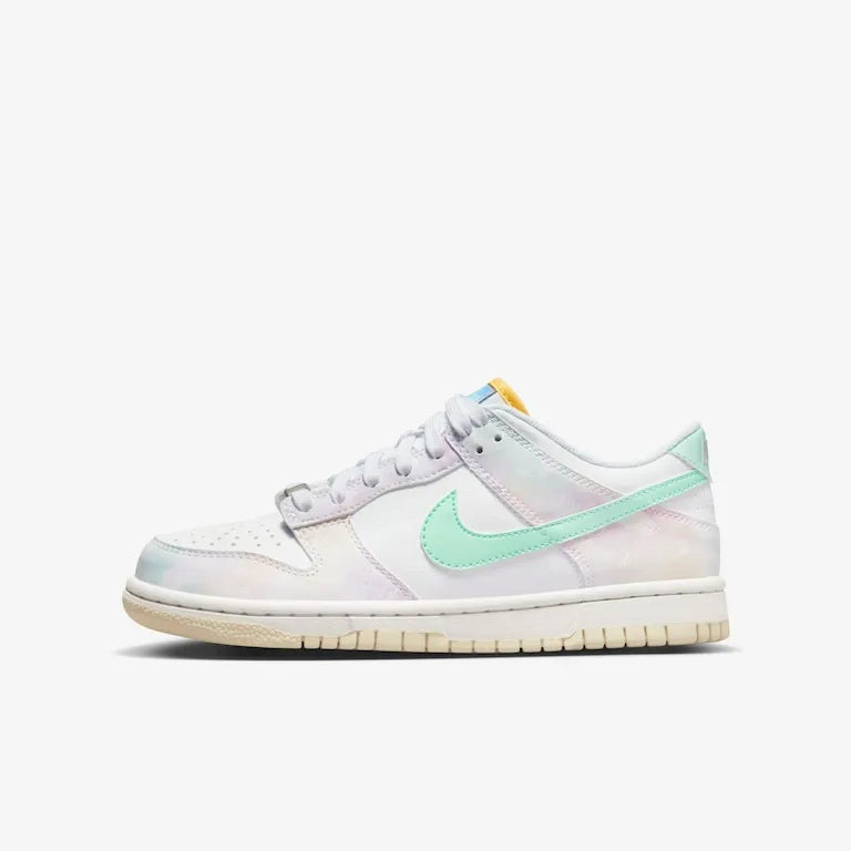 Nike Dunk Low Pastel Paisley