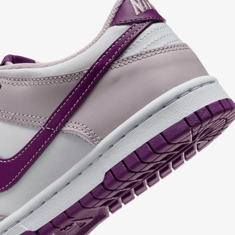 Nike Dunk Low Platinum Violet