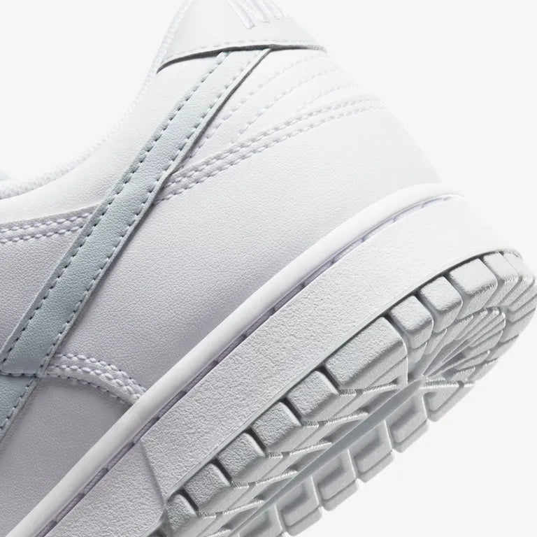 Nike Dunk Low Pure Platinum