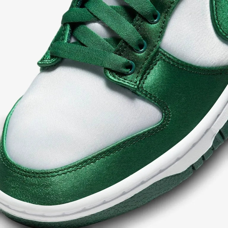 Nike Dunk Low Satin Green