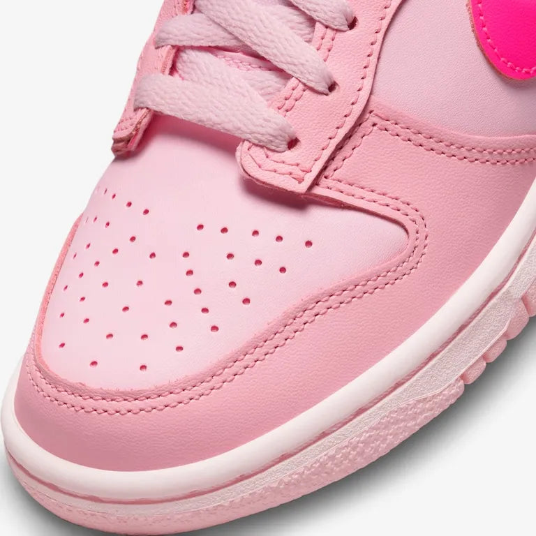 Nike Dunk Low Triple Pink (Barbie)